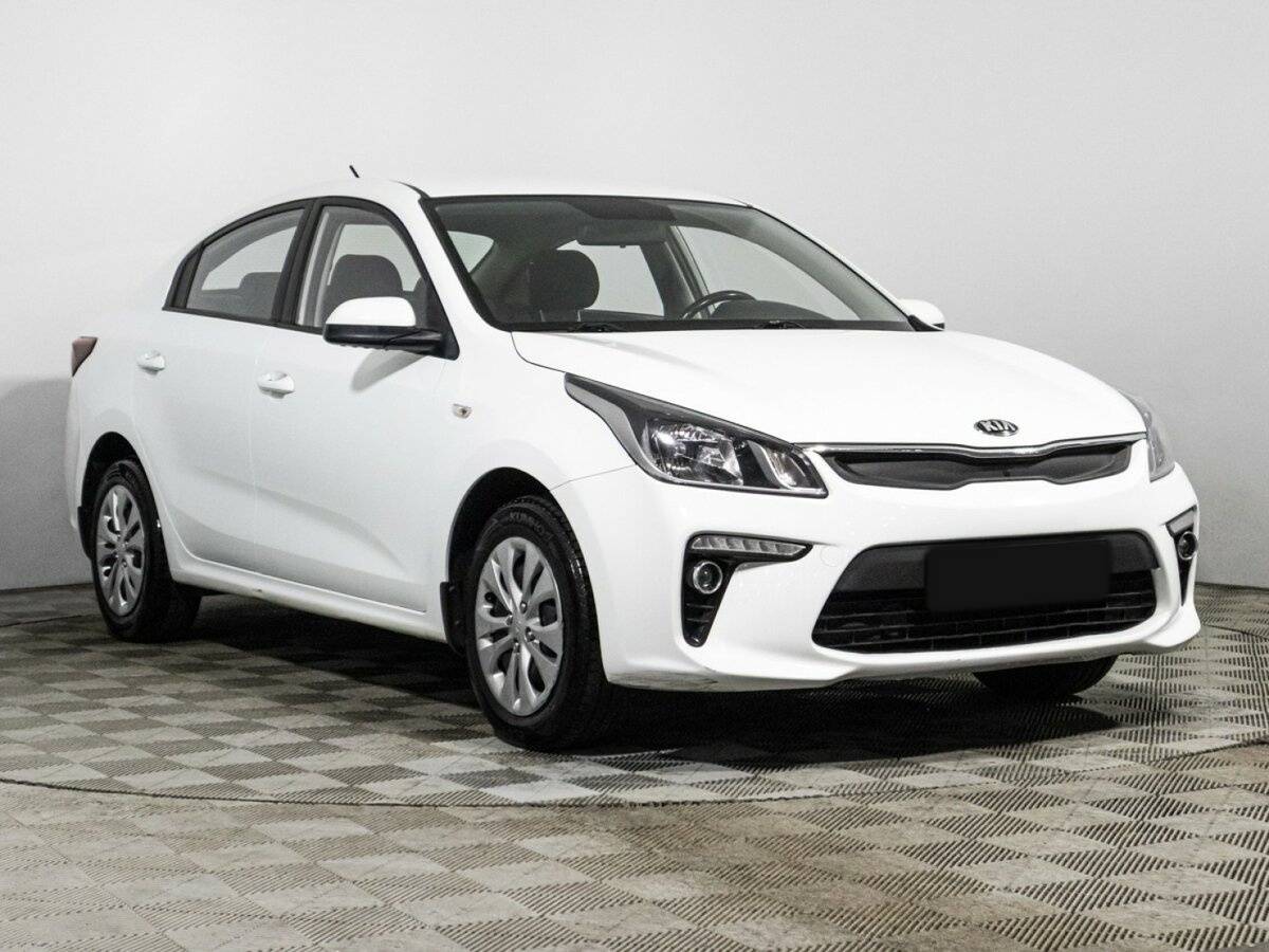 Kia Rio с пробегом — 2018 год. Фото: #2