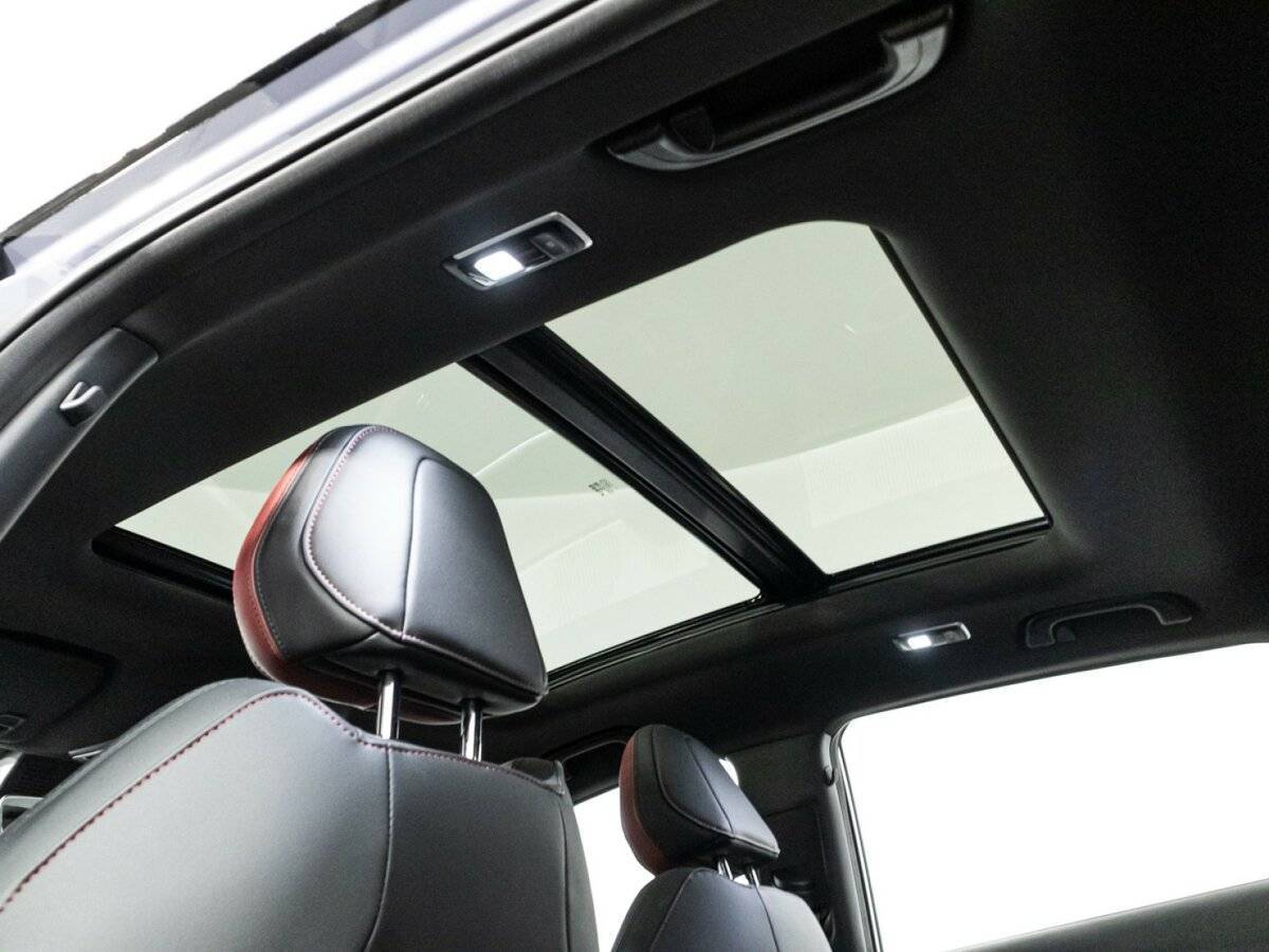 Geely Coolray с пробегом — 2023 год. Фото: #16