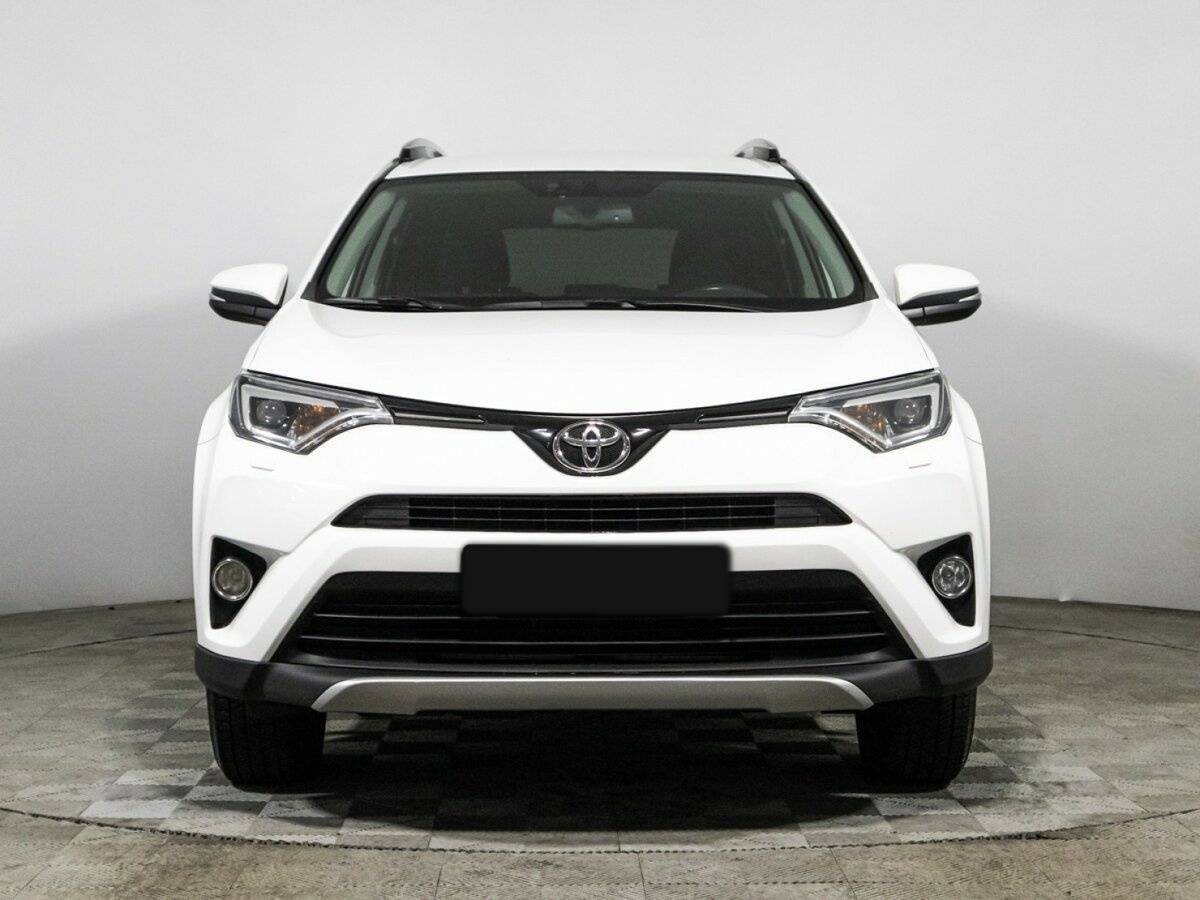 Toyota RAV4 с пробегом — 2019 год. Фото: #1