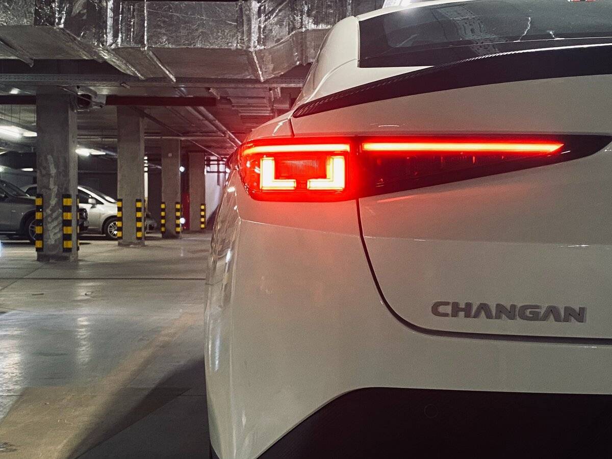 Changan Lamore с пробегом — 2023 год. Фото: #10