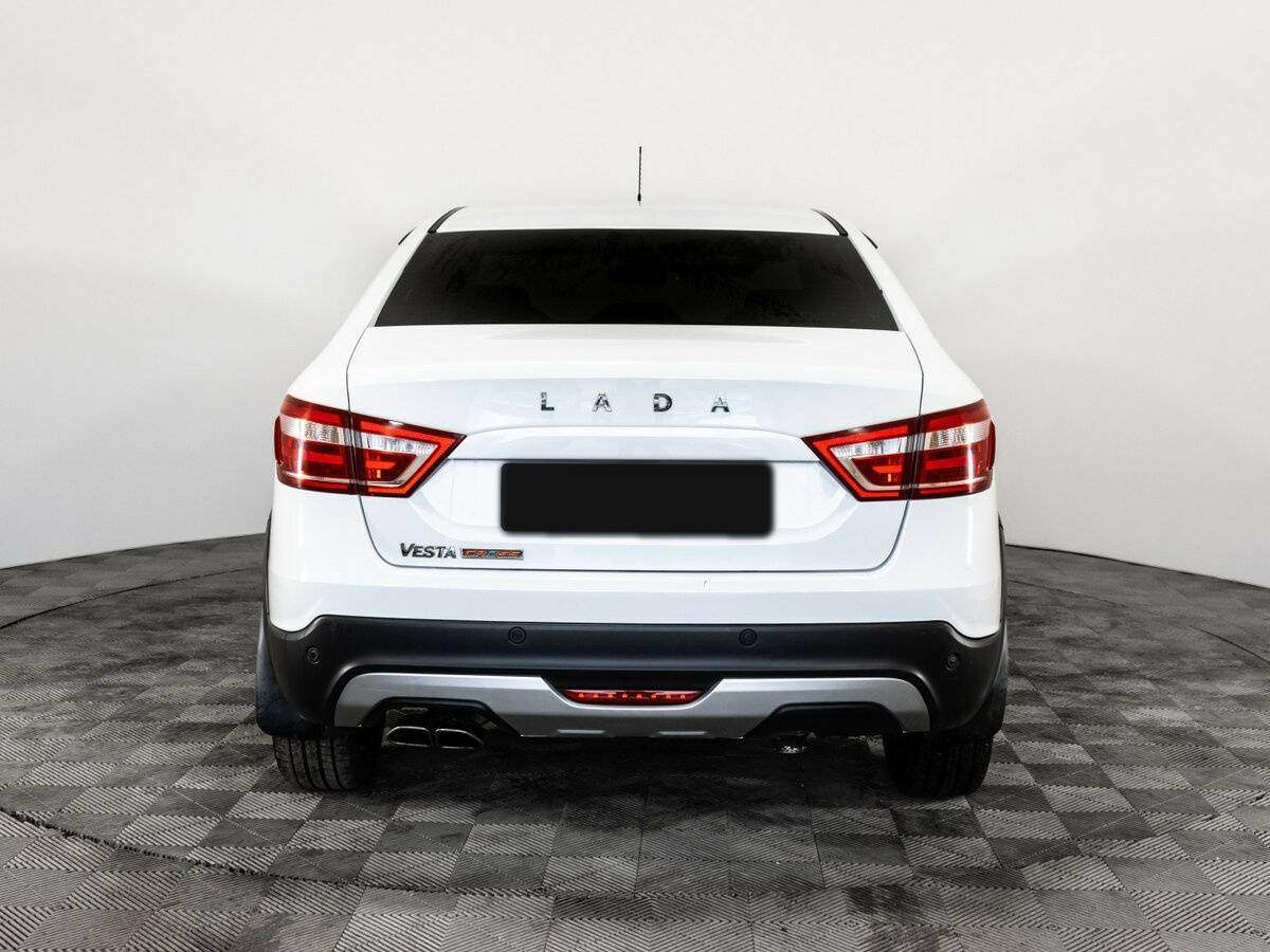 Lada (ВАЗ) Vesta с пробегом — 2018 год. Фото: #4