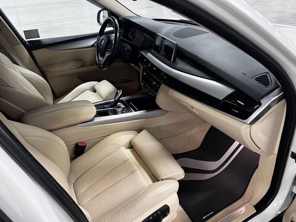 BMW X5 с пробегом — 2015 год. Фото: #10