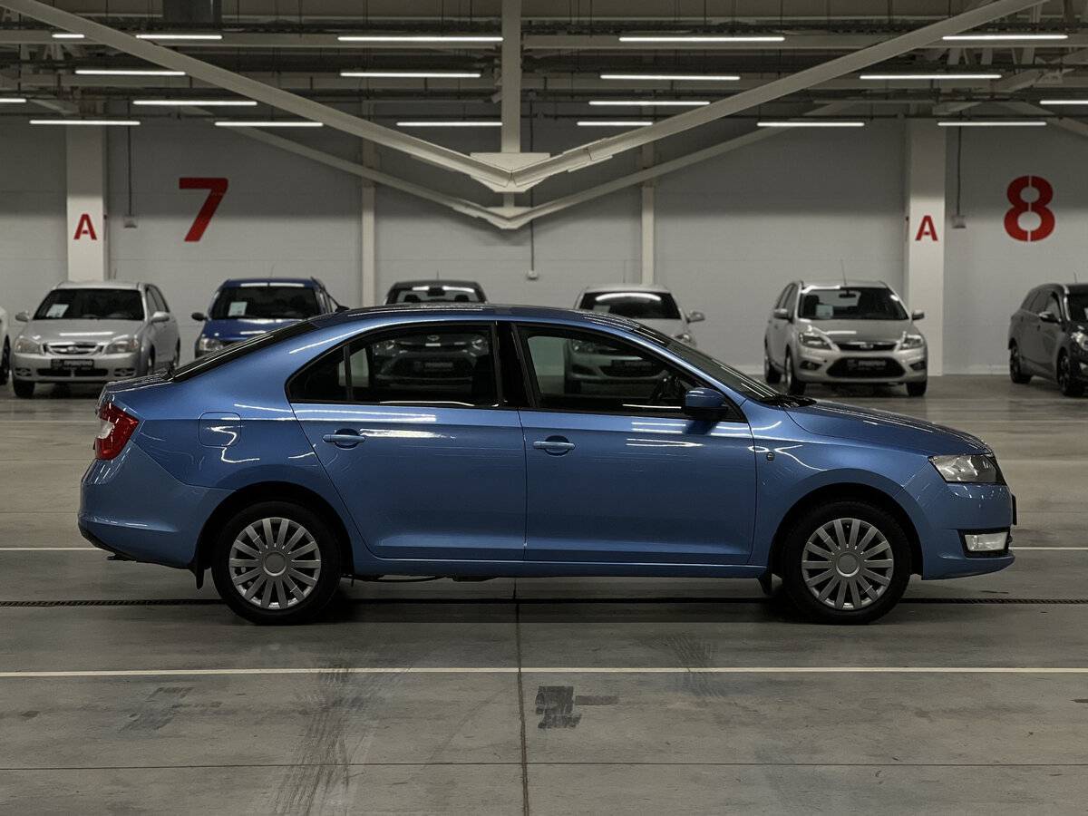 Skoda Rapid с пробегом — 2016 год. Фото: #3