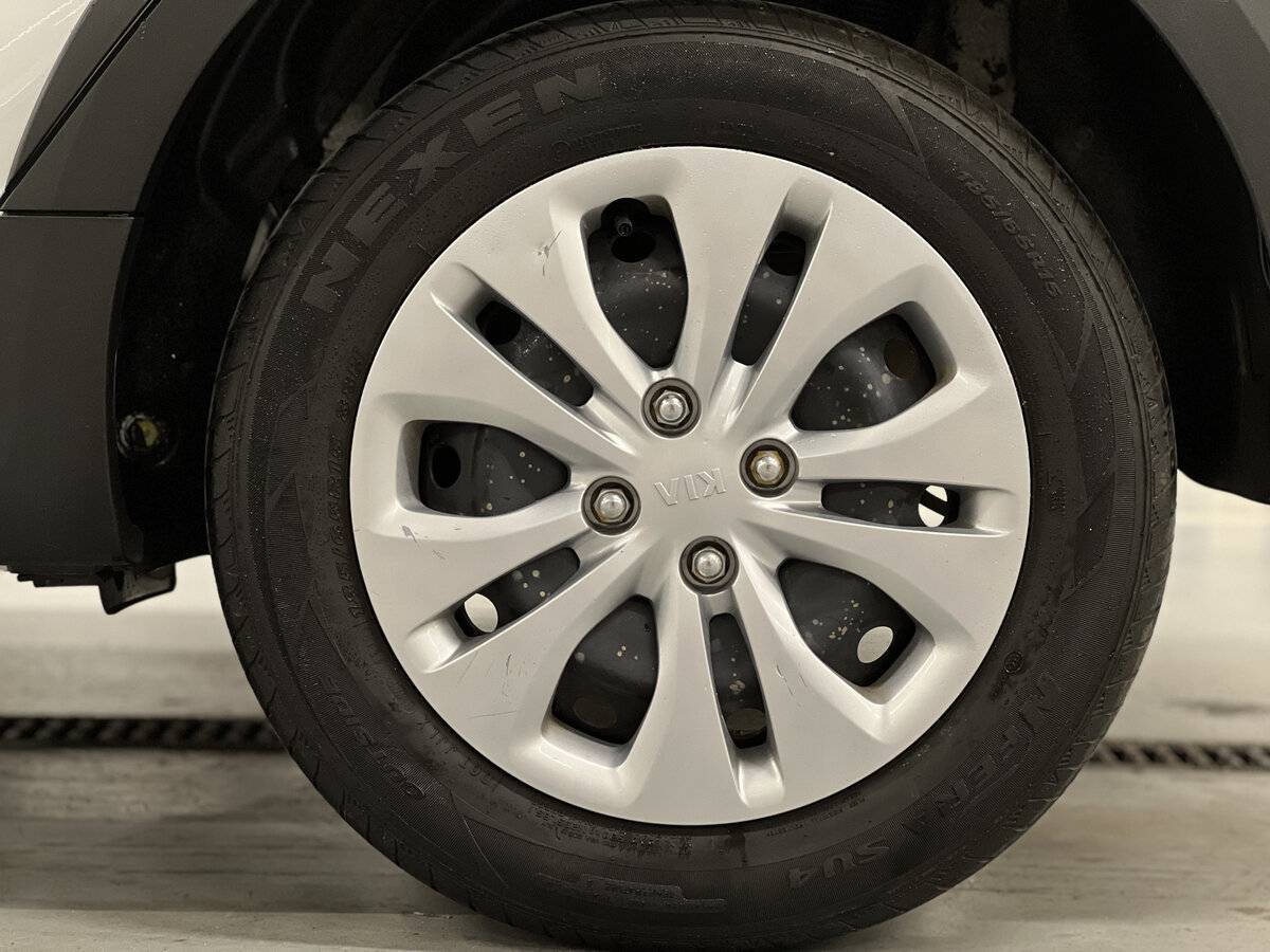 Kia Rio с пробегом — 2020 год. Фото: #17