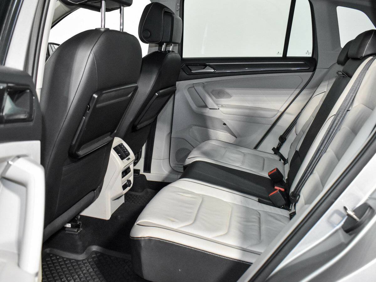 Volkswagen Tiguan с пробегом — 2017 год. Фото: #11
