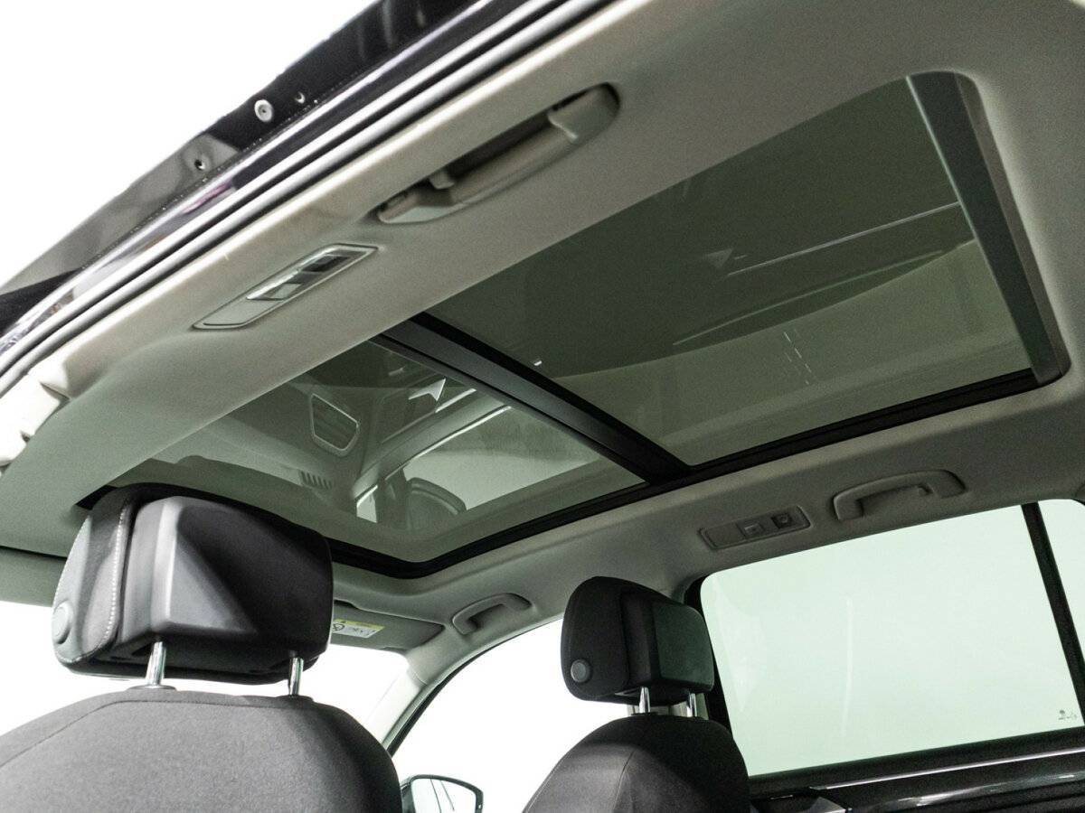 Volkswagen Tiguan с пробегом — 2018 год. Фото: #16