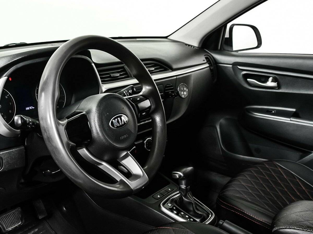 Kia Rio с пробегом — 2021 год. Фото: #11