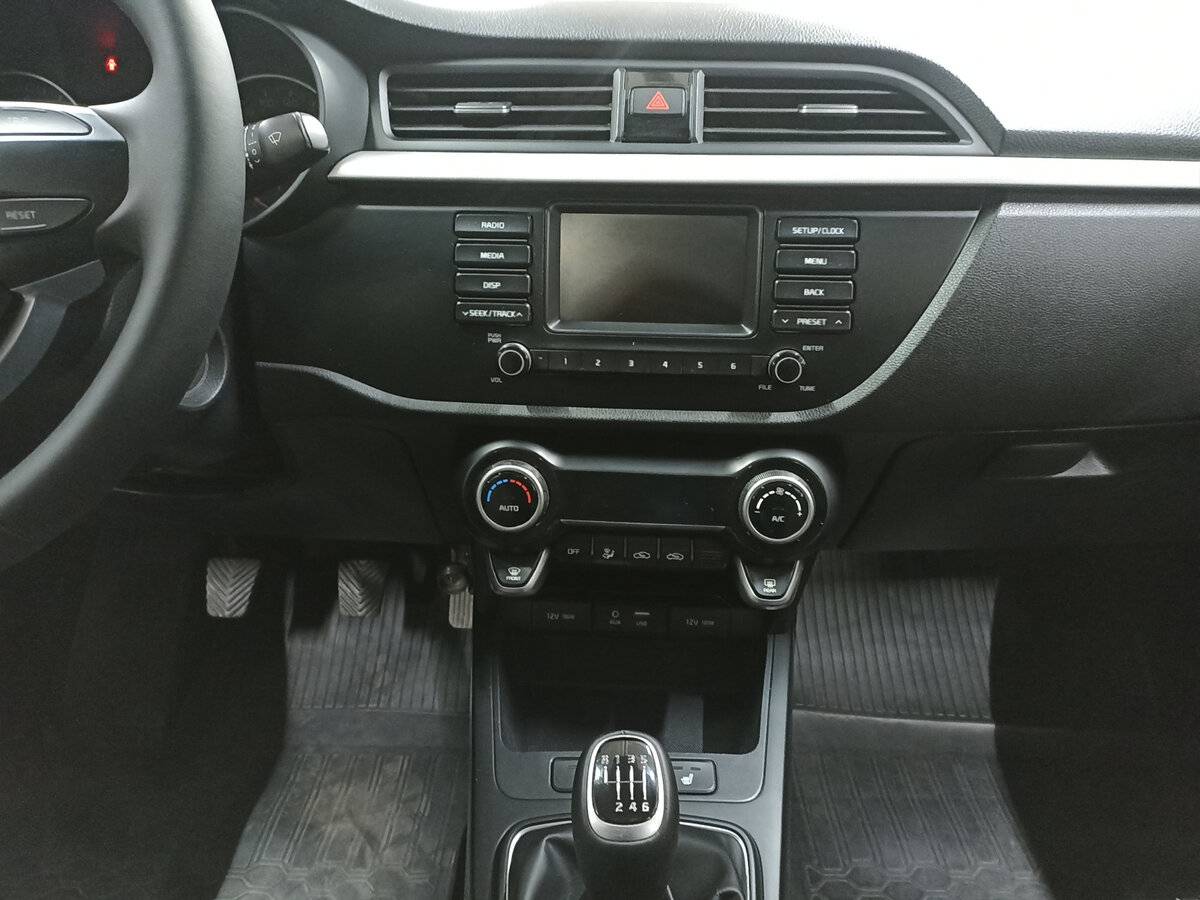 Kia Rio с пробегом — 2019 год. Фото: #14