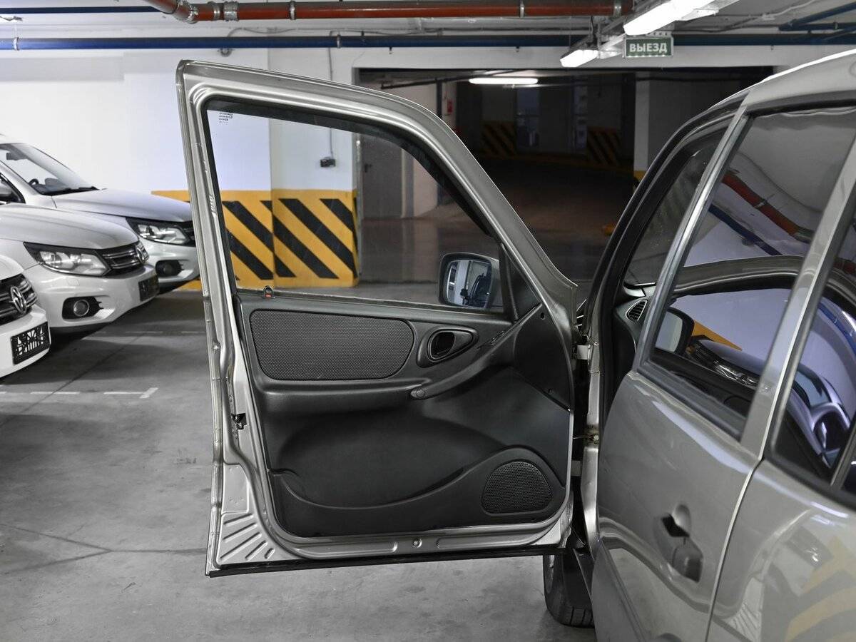 Chevrolet Niva с пробегом — 2014 год. Фото: #5