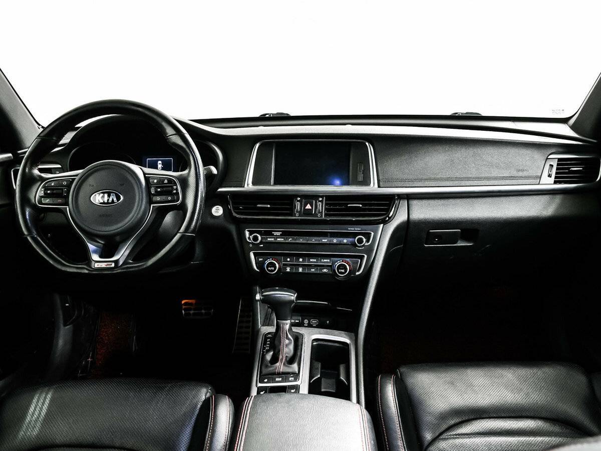 Kia Optima с пробегом — 2017 год. Фото: #10