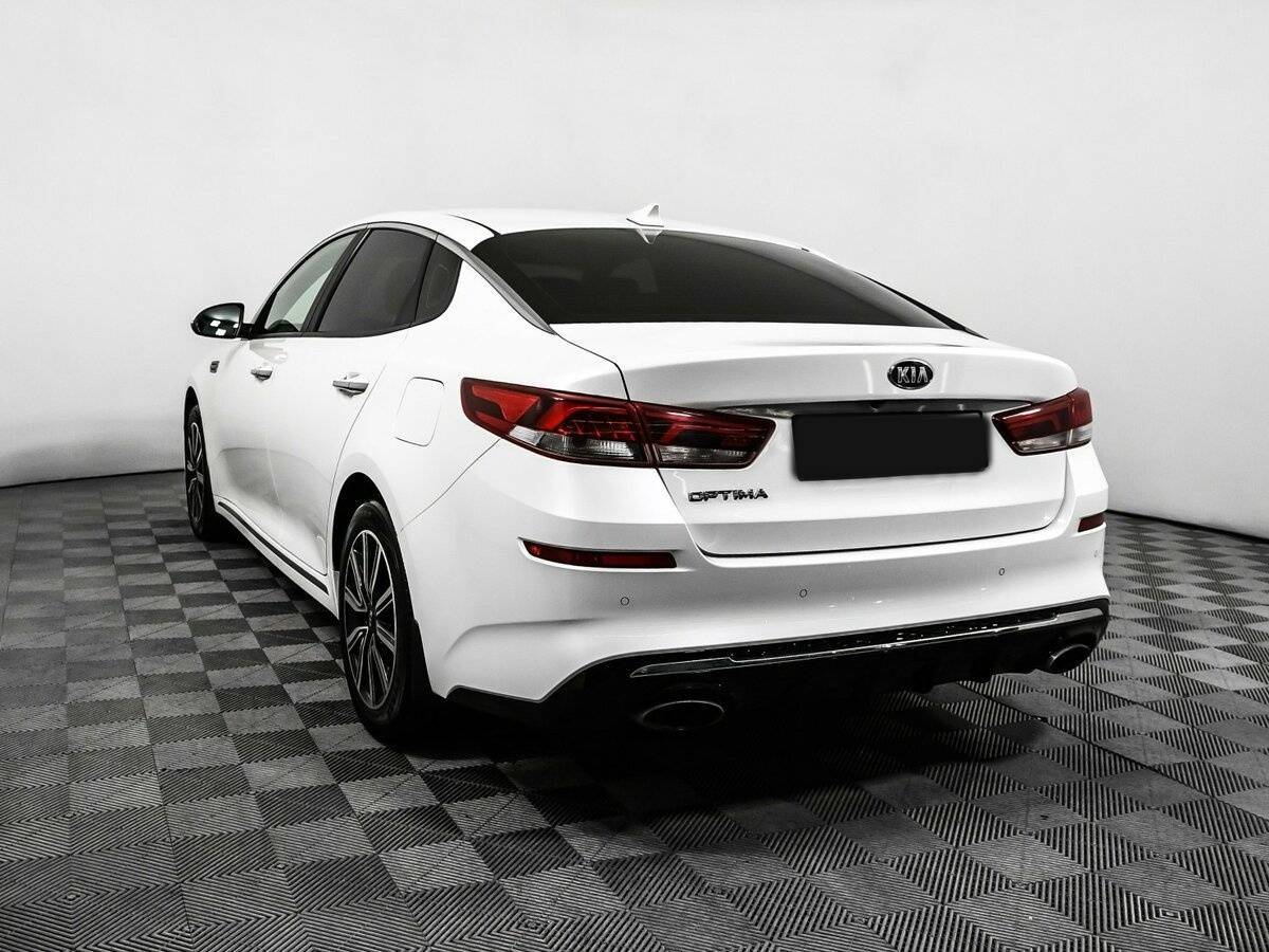 Kia Optima с пробегом — 2018 год. Фото: #6
