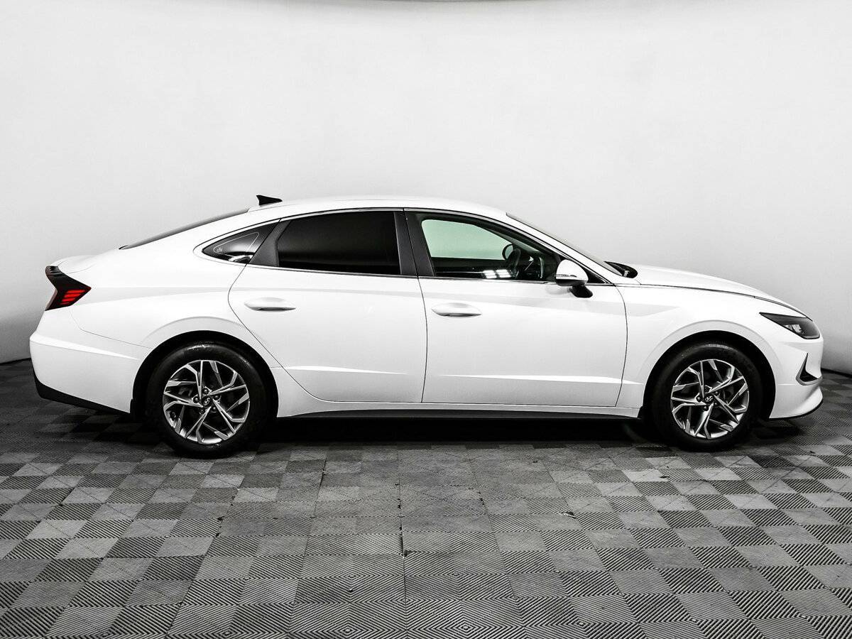 Hyundai Sonata с пробегом — 2020 год. Фото: #3