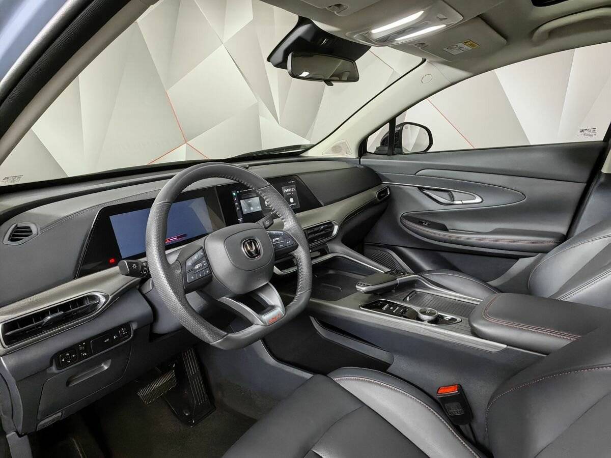 Changan UNI-T с пробегом — 2023 год. Фото: #15