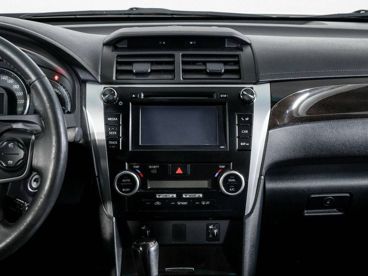 Toyota Camry с пробегом — 2013 год. Фото: #12