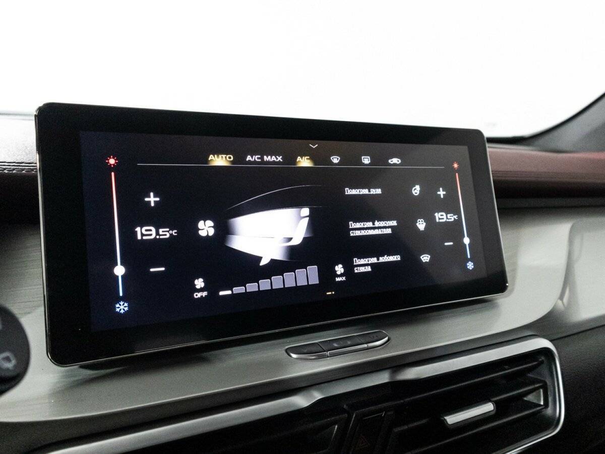 Geely Coolray с пробегом — 2021 год. Фото: #17