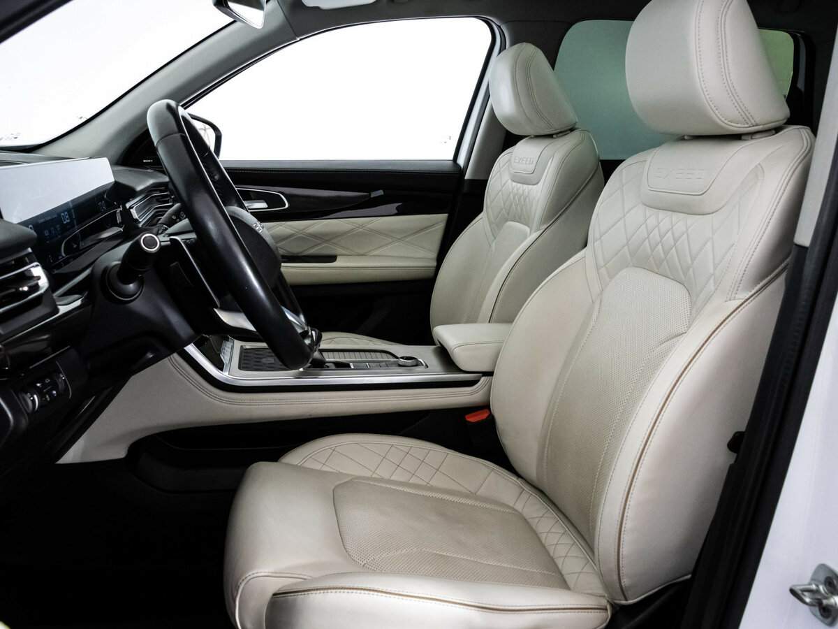 EXEED VX с пробегом — 2022 год. Фото: #11