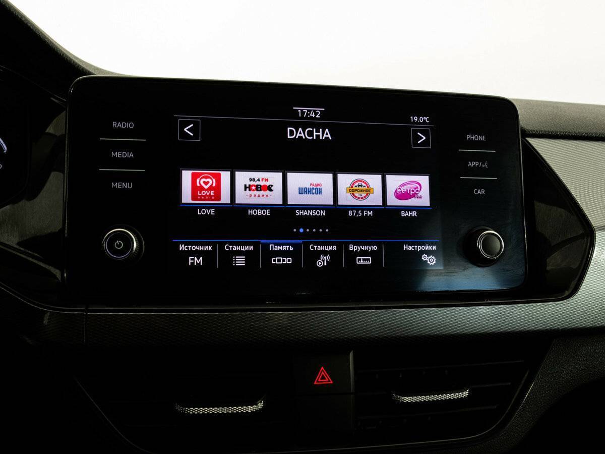 Volkswagen Polo с пробегом — 2021 год. Фото: #11