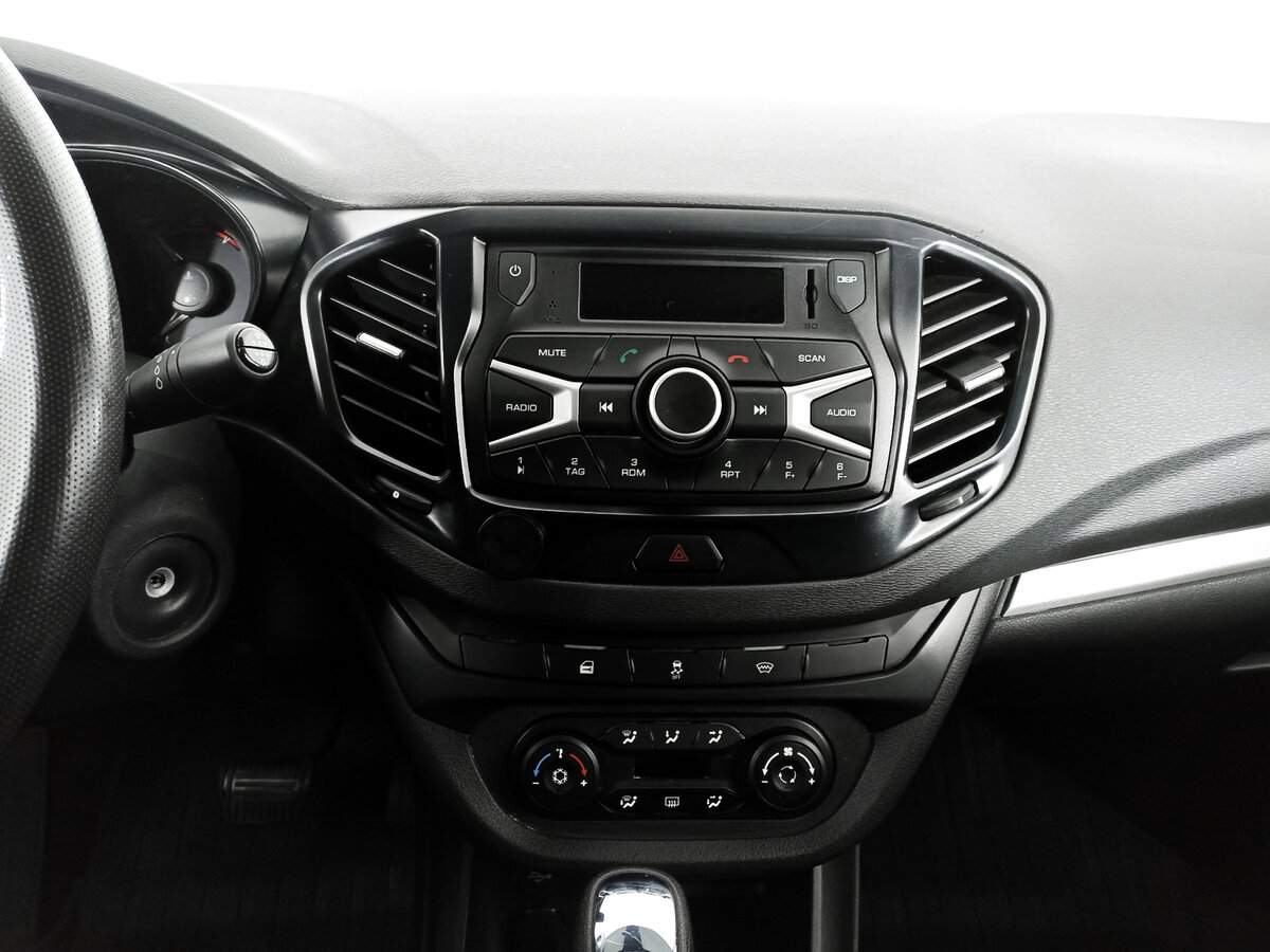 Lada (ВАЗ) Vesta с пробегом — 2021 год. Фото: #14