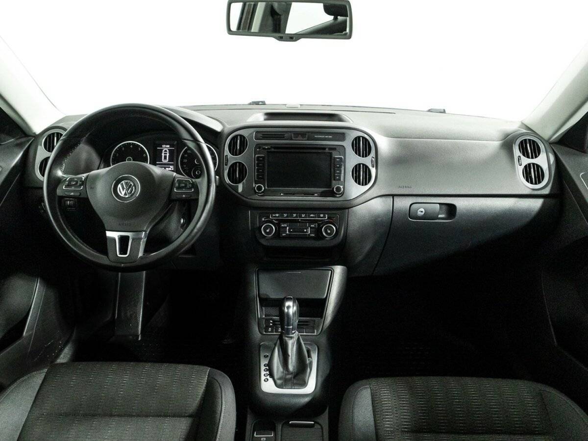 Volkswagen Tiguan с пробегом — 2014 год. Фото: #12