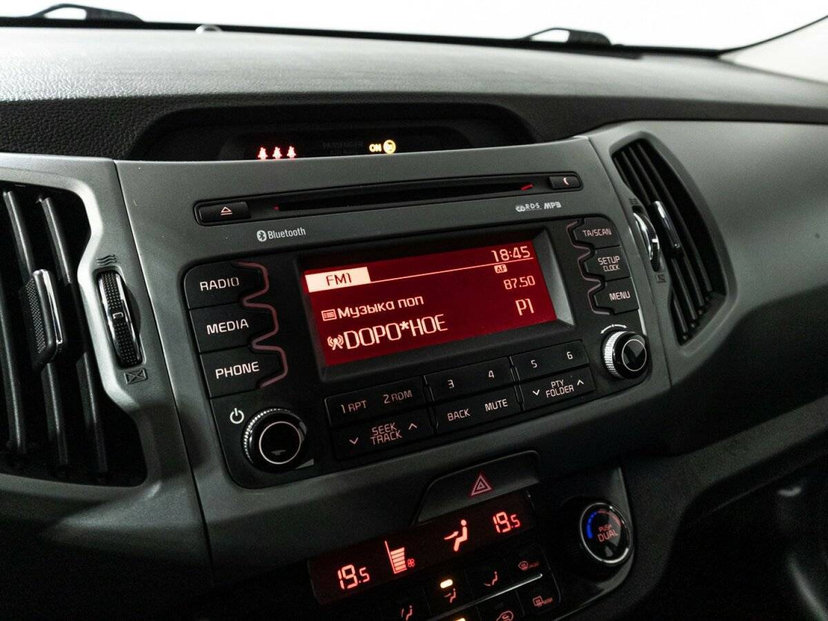 Kia Sportage с пробегом — 2015 год. Фото: #14