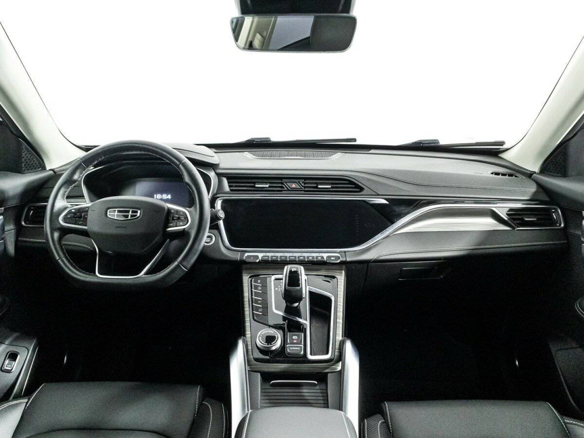 Geely Atlas Pro с пробегом — 2021 год. Фото: #12