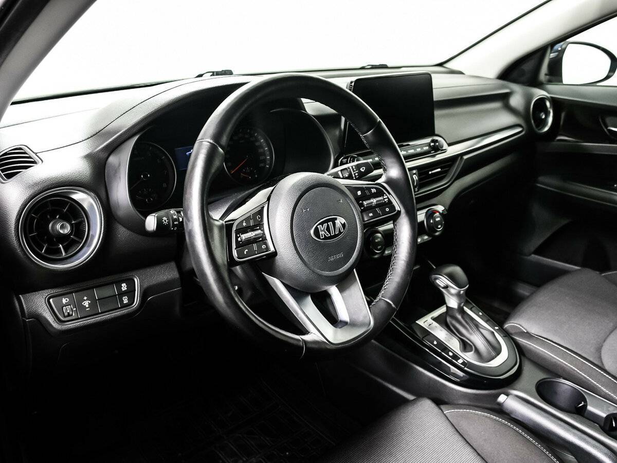 Kia Cerato с пробегом — 2019 год. Фото: #12