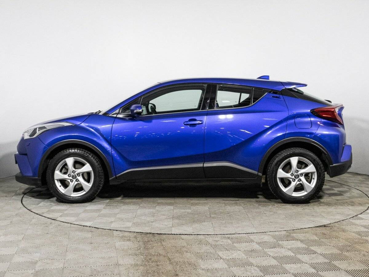 Toyota C-HR с пробегом — 2019 год. Фото: #7