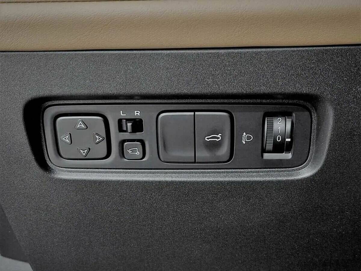 Changan UNI-V с пробегом — 2023 год. Фото: #7