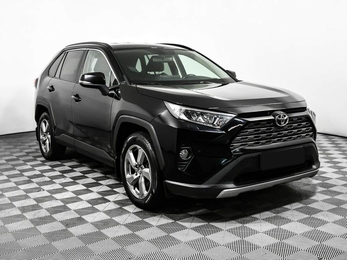 Toyota RAV4 с пробегом — 2020 год. Фото: #2
