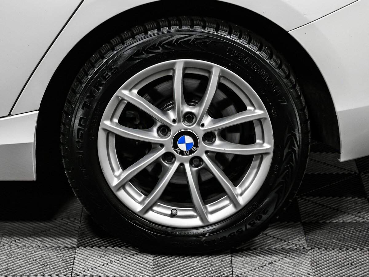 BMW 1 серии с пробегом — 2018 год. Фото: #13
