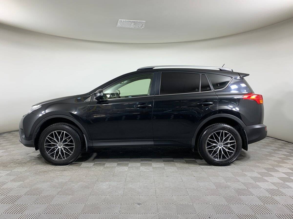 Toyota RAV4 с пробегом — 2013 год. Фото: #7