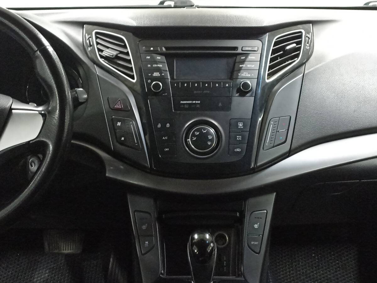 Hyundai i40 с пробегом — 2013 год. Фото: #14