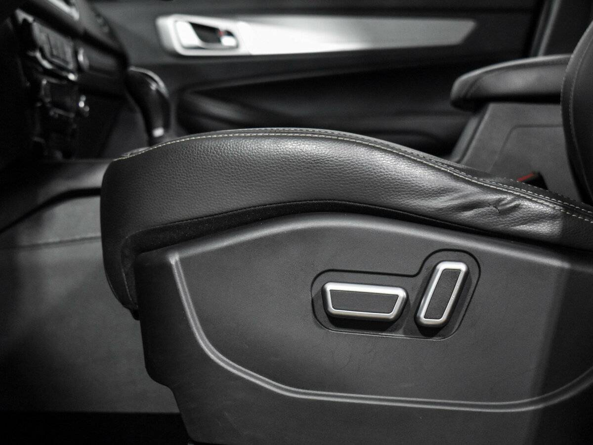 Geely Emgrand X7 с пробегом — 2021 год. Фото: #9