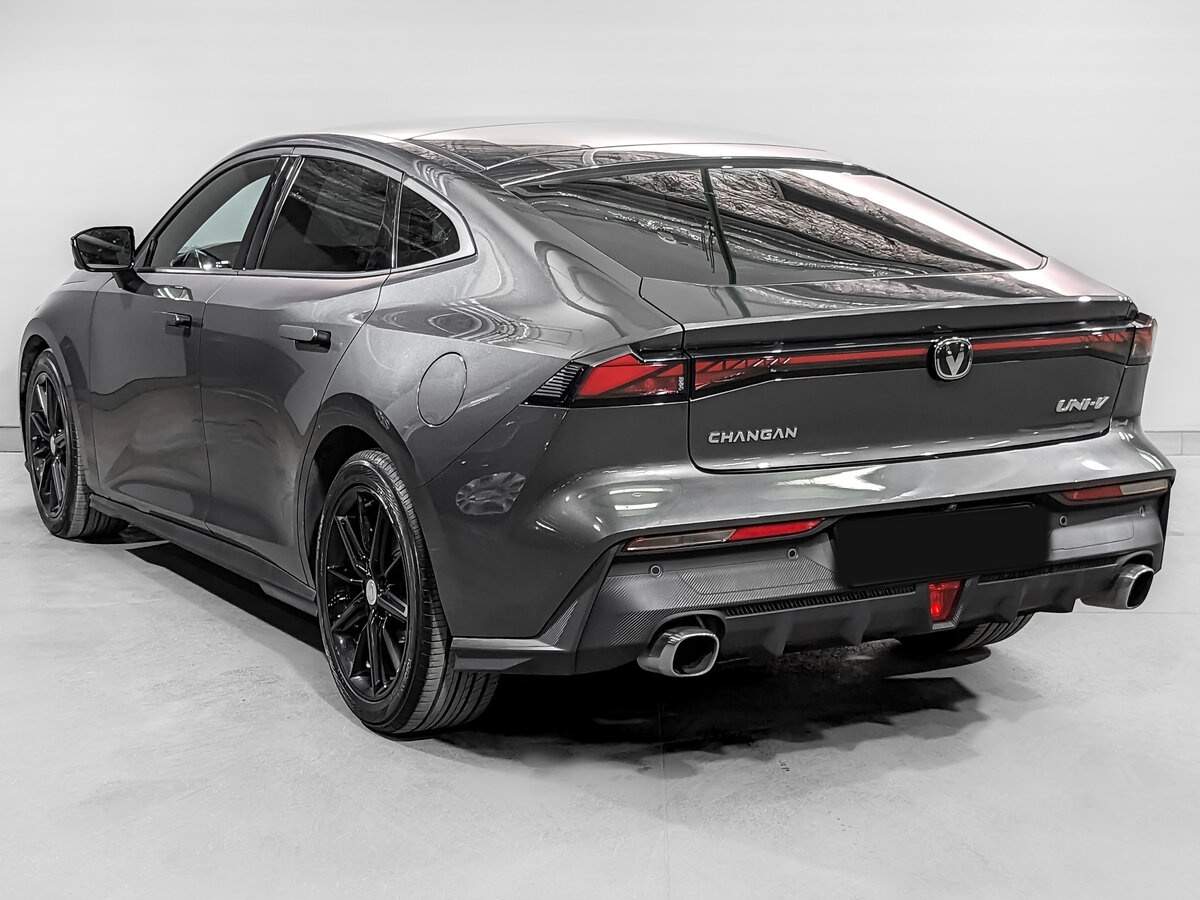 Changan UNI-V с пробегом — 2023 год. Фото: #6