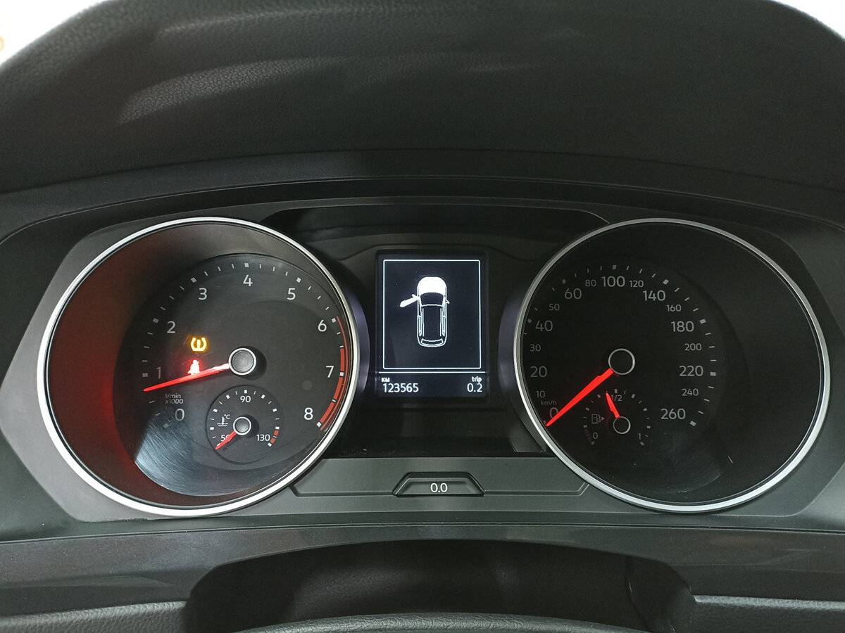 Volkswagen Tiguan с пробегом — 2019 год. Фото: #12