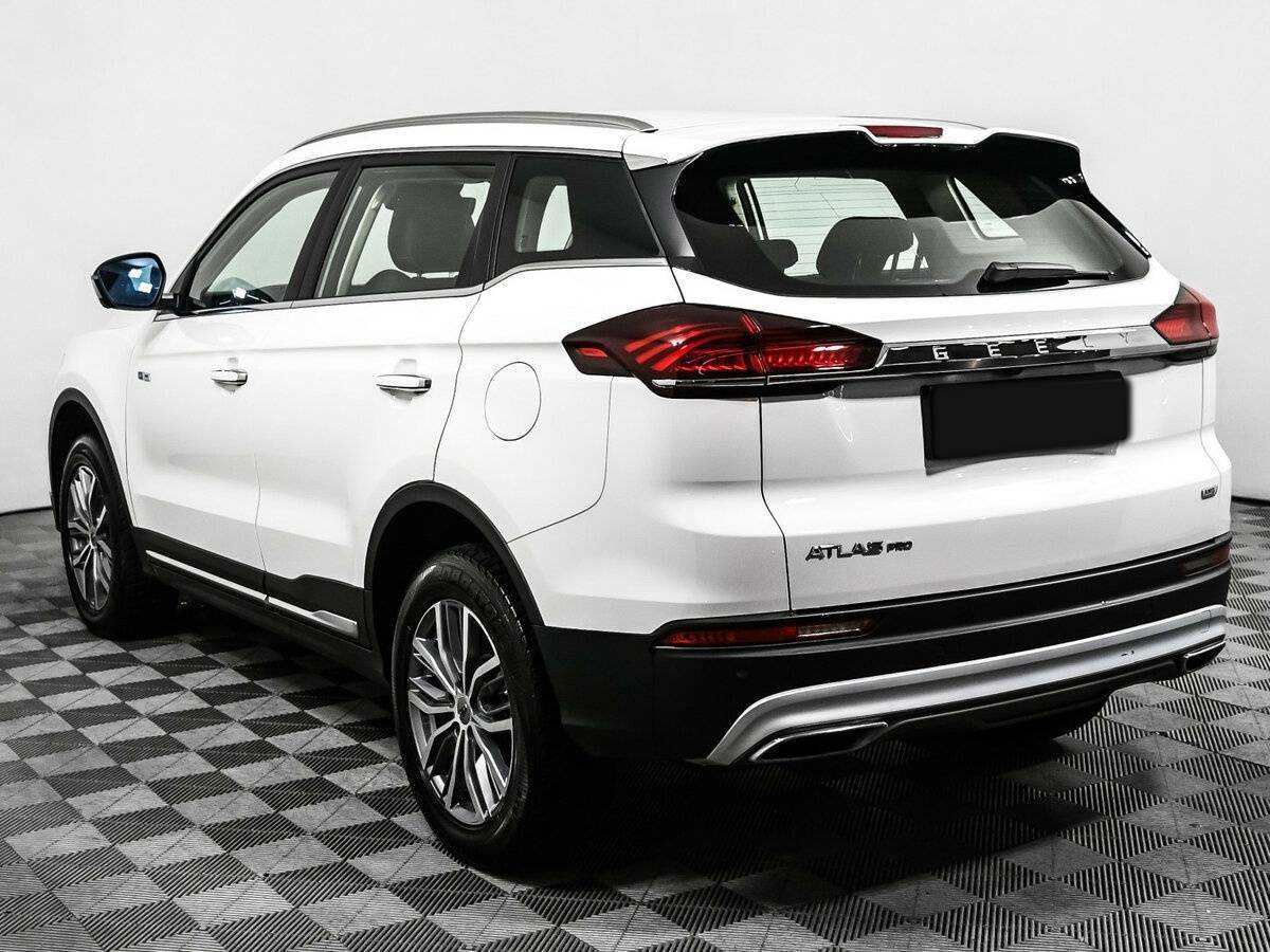 Geely Atlas Pro с пробегом — 2022 год. Фото: #6