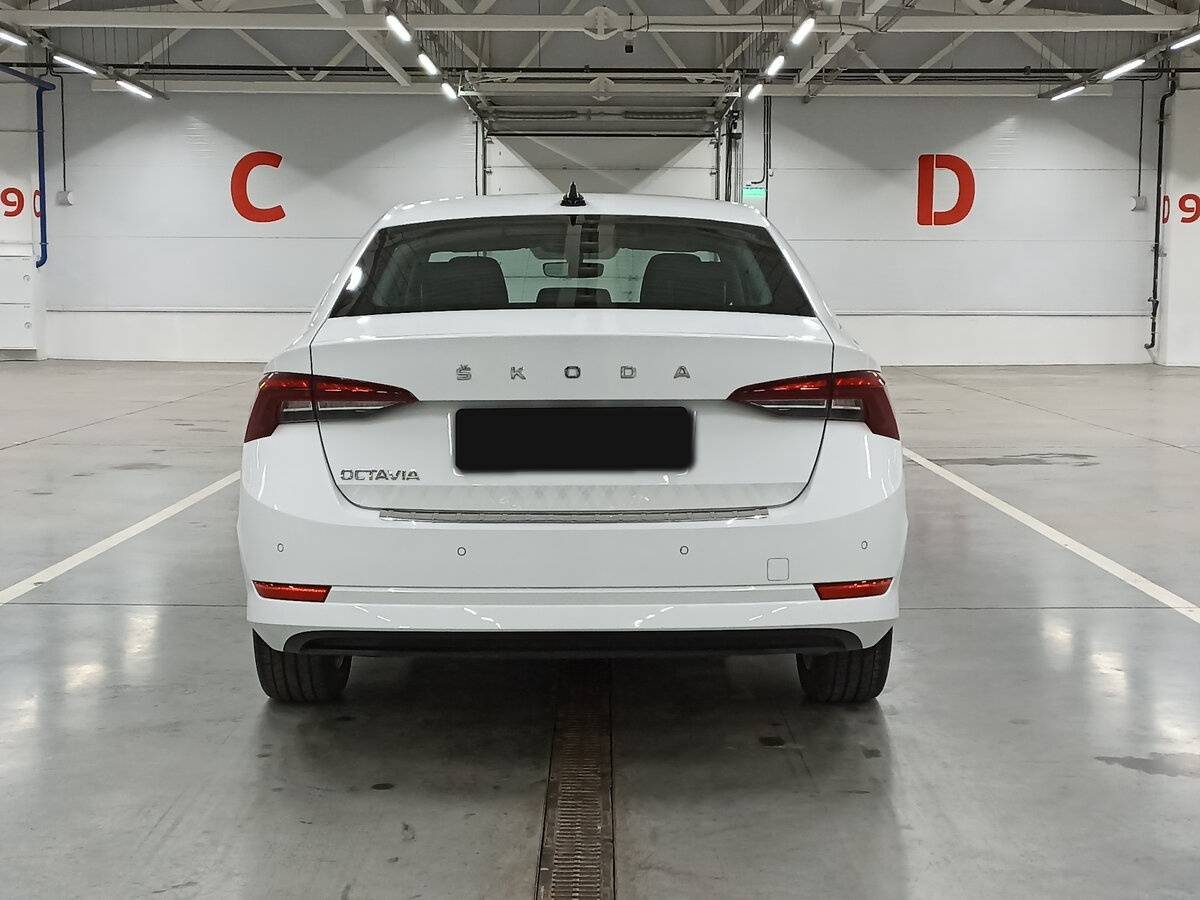 Skoda Octavia с пробегом — 2021 год. Фото: #5