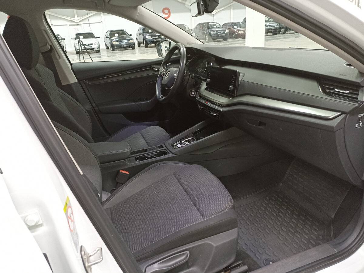 Skoda Octavia с пробегом — 2021 год. Фото: #10