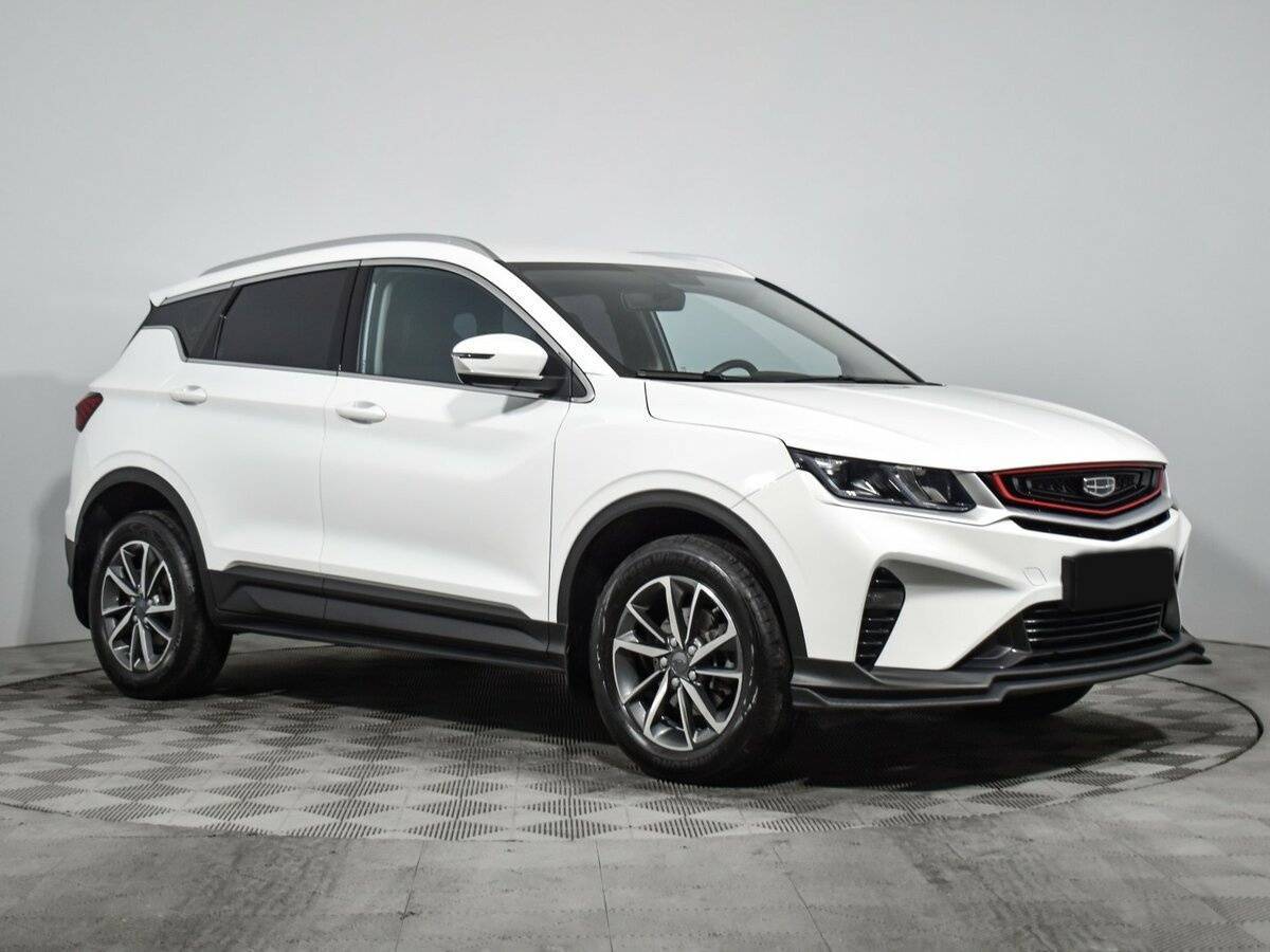 Geely Coolray с пробегом — 2023 год. Фото: #2