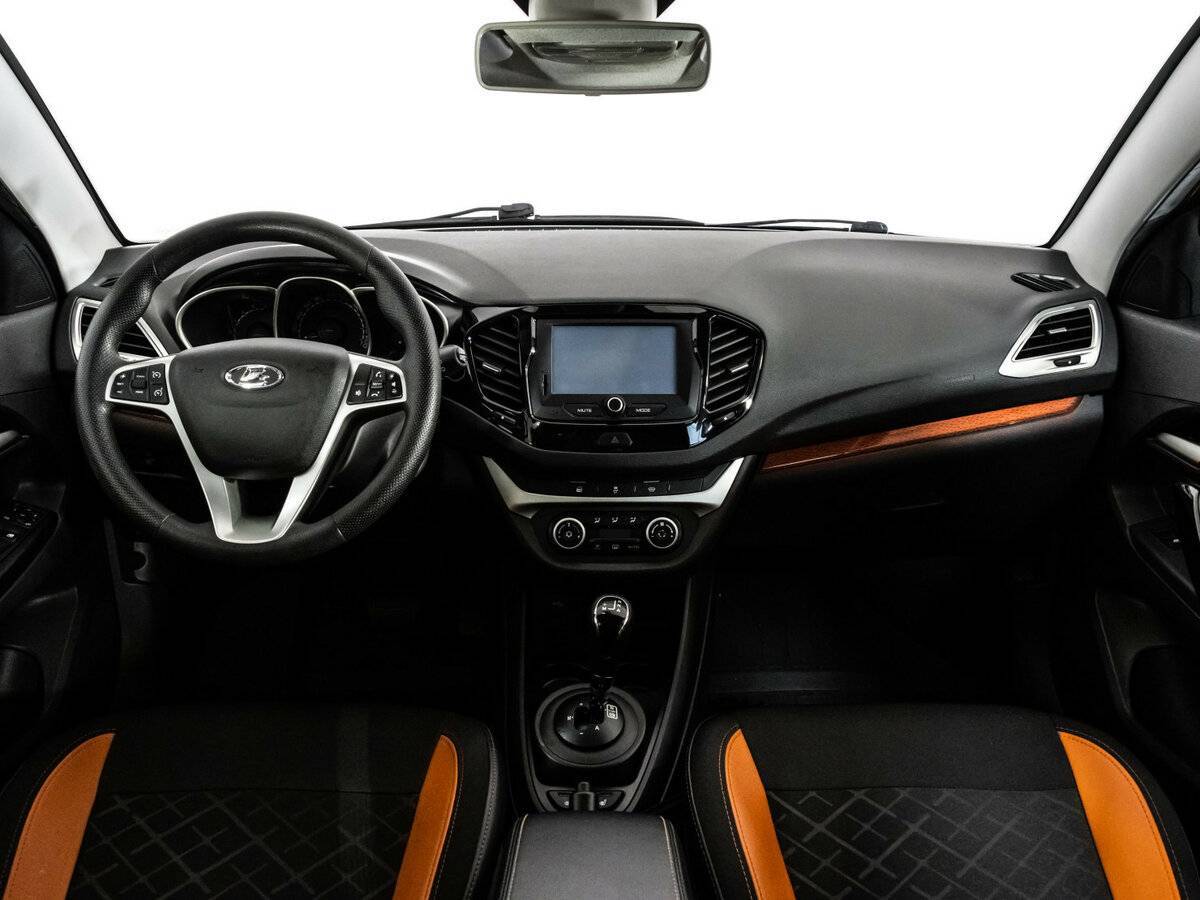 Lada (ВАЗ) Vesta с пробегом — 2019 год. Фото: #7