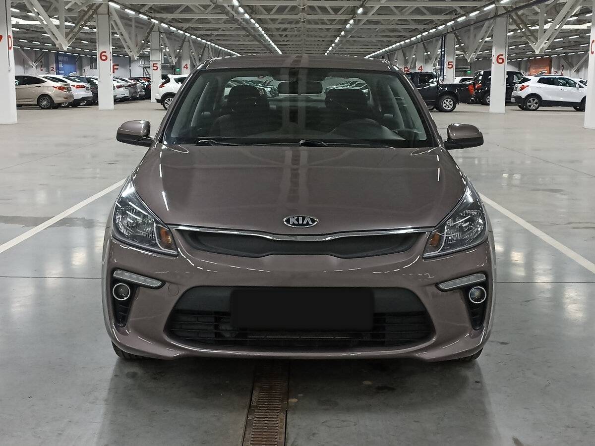Kia Rio с пробегом — 2018 год. Фото: #1