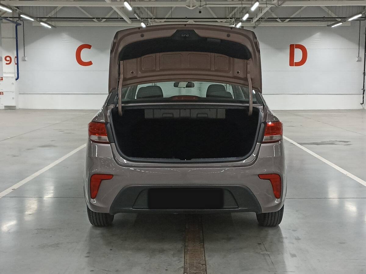 Kia Rio с пробегом — 2018 год. Фото: #9