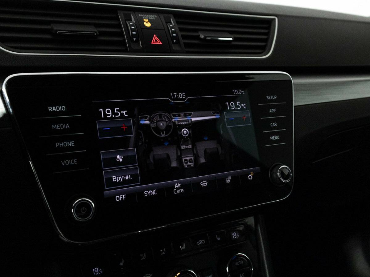 Skoda Superb с пробегом — 2018 год. Фото: #18