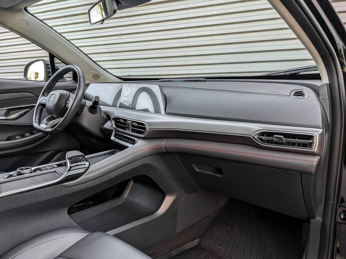 Changan UNI-T с пробегом — 2023 год. Фото: #10