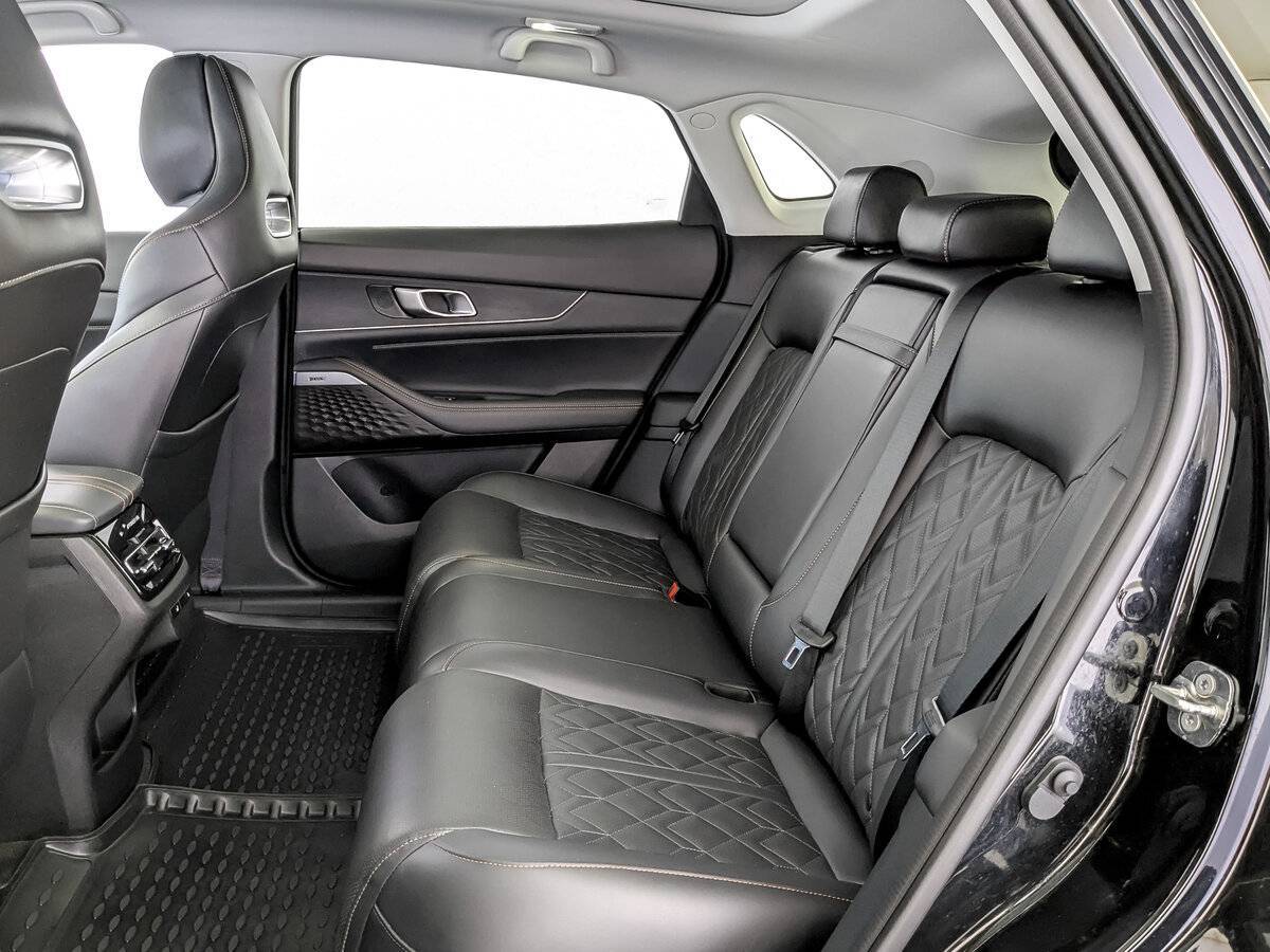 Changan UNI-K с пробегом — 2023 год. Фото: #11