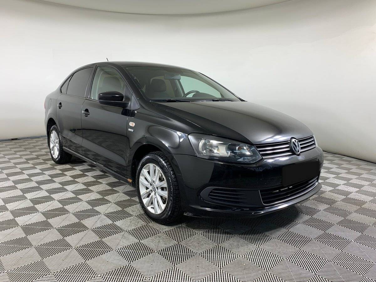 Volkswagen Polo с пробегом — 2013 год. Фото: #2