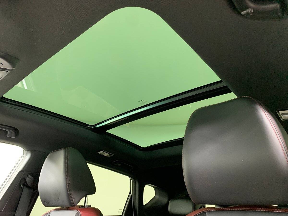 Geely Coolray с пробегом — 2020 год. Фото: #17