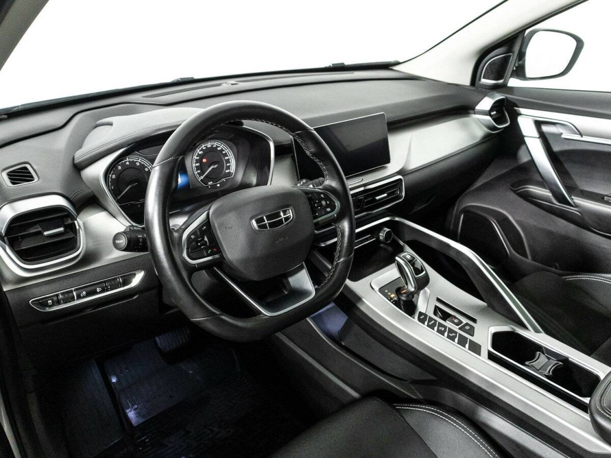 Geely Coolray с пробегом — 2021 год. Фото: #11