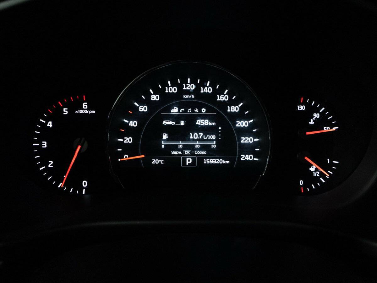 Kia Sorento с пробегом — 2017 год. Фото: #11