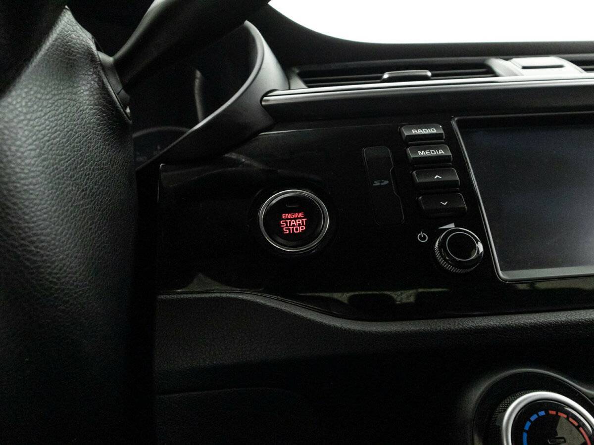 Kia Rio с пробегом — 2018 год. Фото: #18